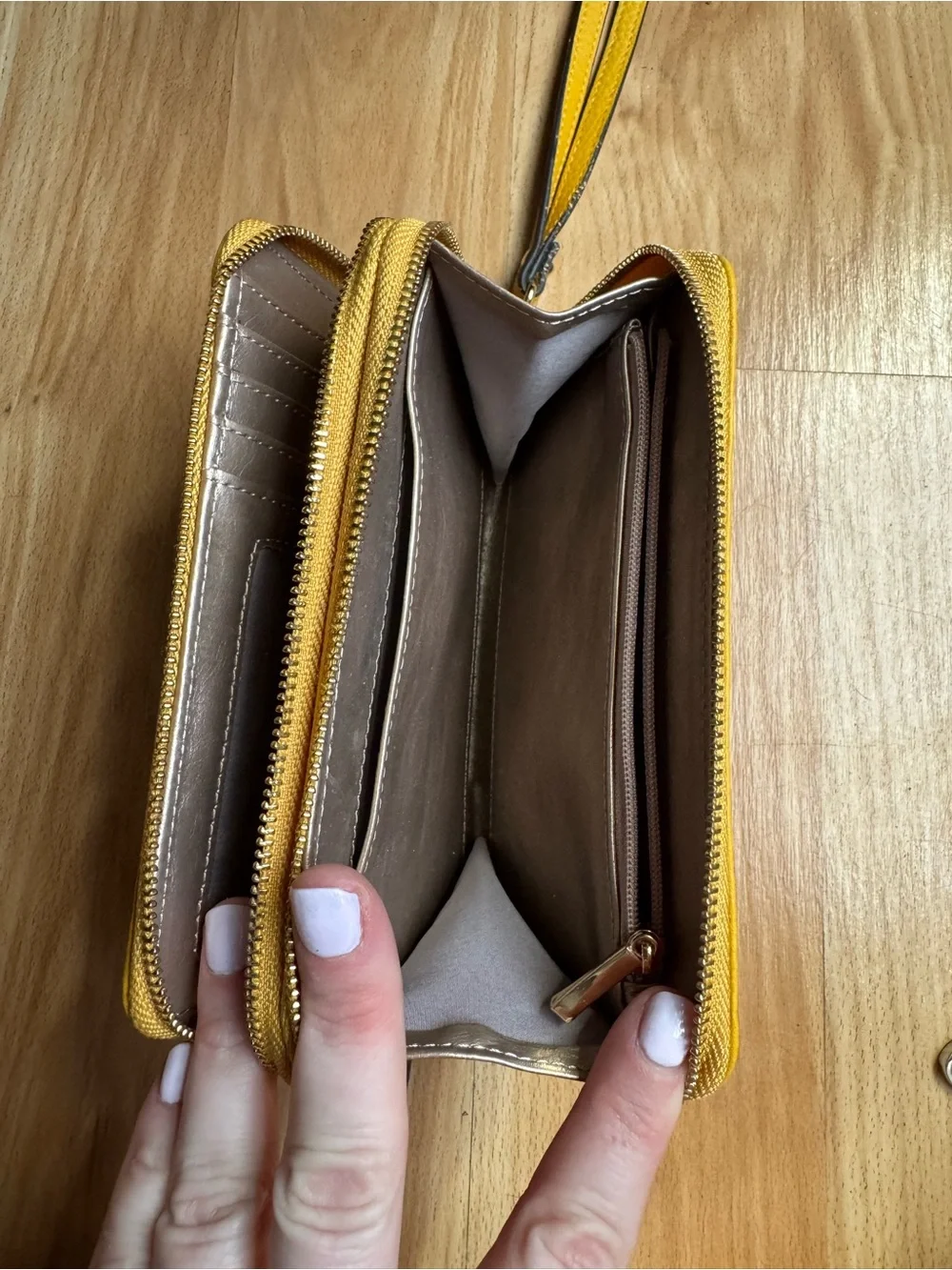Ann Klein wristlet